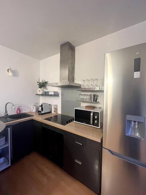 Wondersuite Appartement - Centre Ville Avec Parking Couvert -15Mn De Paris Et 10 Mn De Stade De France, Wifi, Netflix Deuil-la-Barre Exterior photo