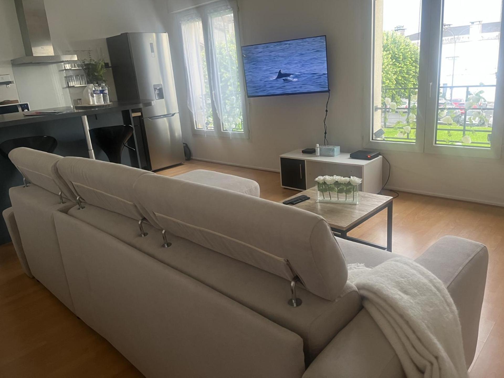 Wondersuite Appartement - Centre Ville Avec Parking Couvert -15Mn De Paris Et 10 Mn De Stade De France, Wifi, Netflix Deuil-la-Barre Exterior photo